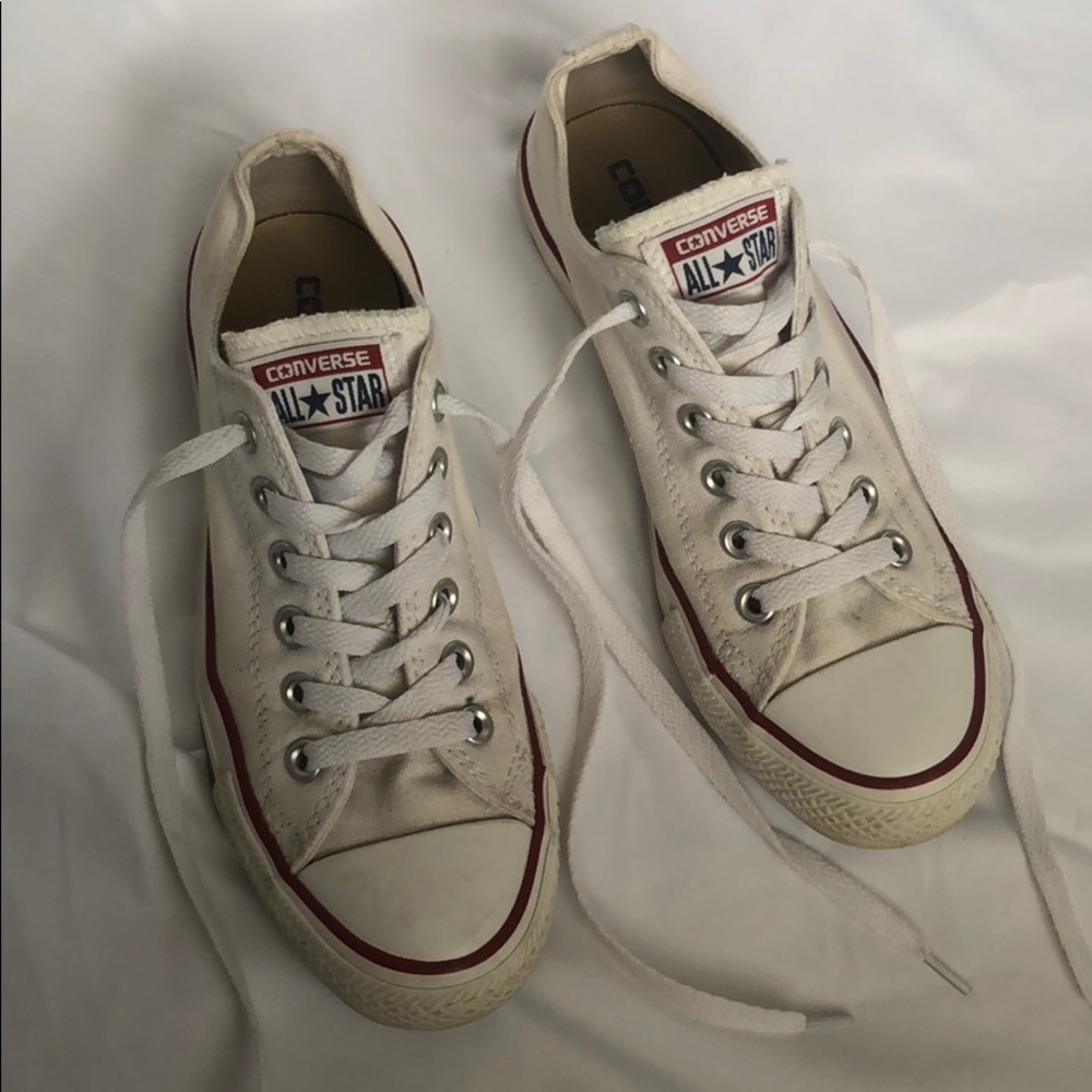 ⭐️CONVERSE⭐️ | Women’s Size 7 | Men’s Size 5 |